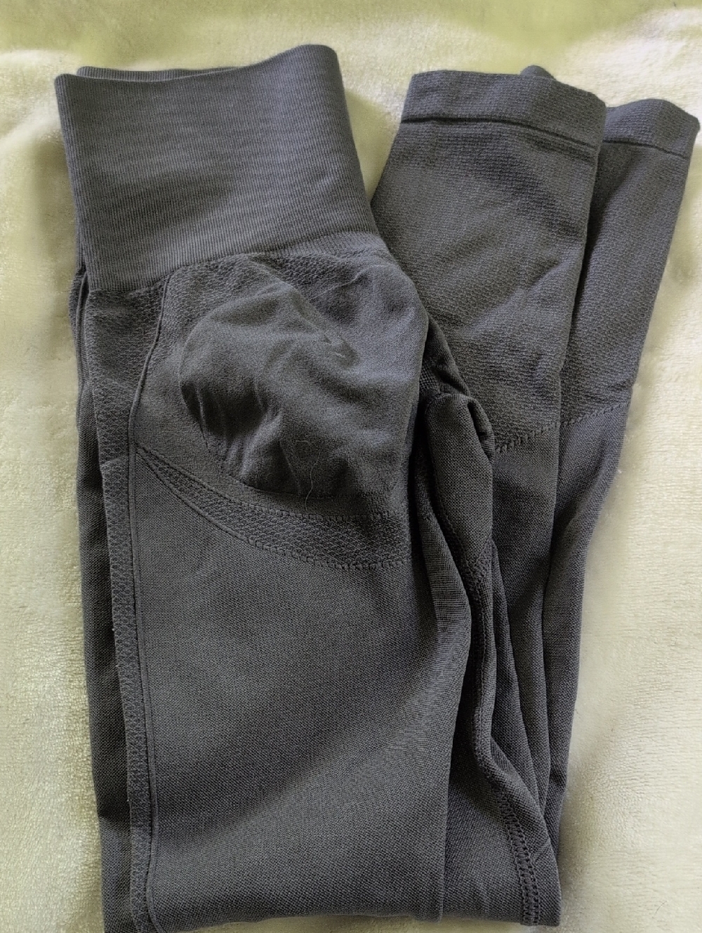 Halara Gray High-Waisted Leggings